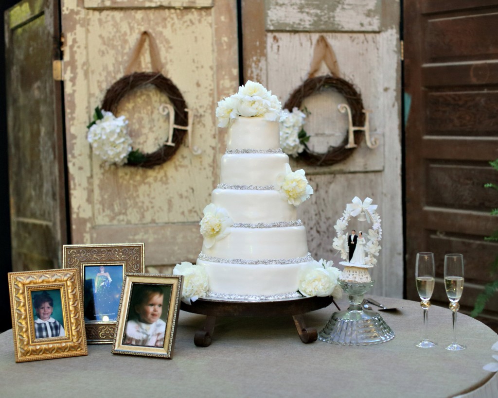 meridian-ms-wedding-cake