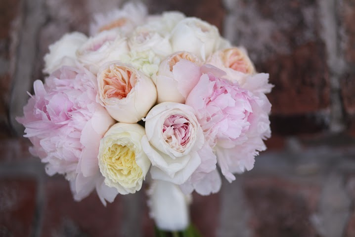 blush-and-peach-bouquet