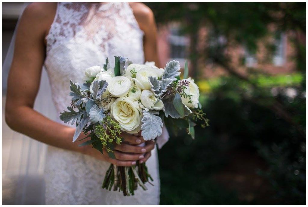 What to Do With Flowers at the End of Your Wedding? — Southern