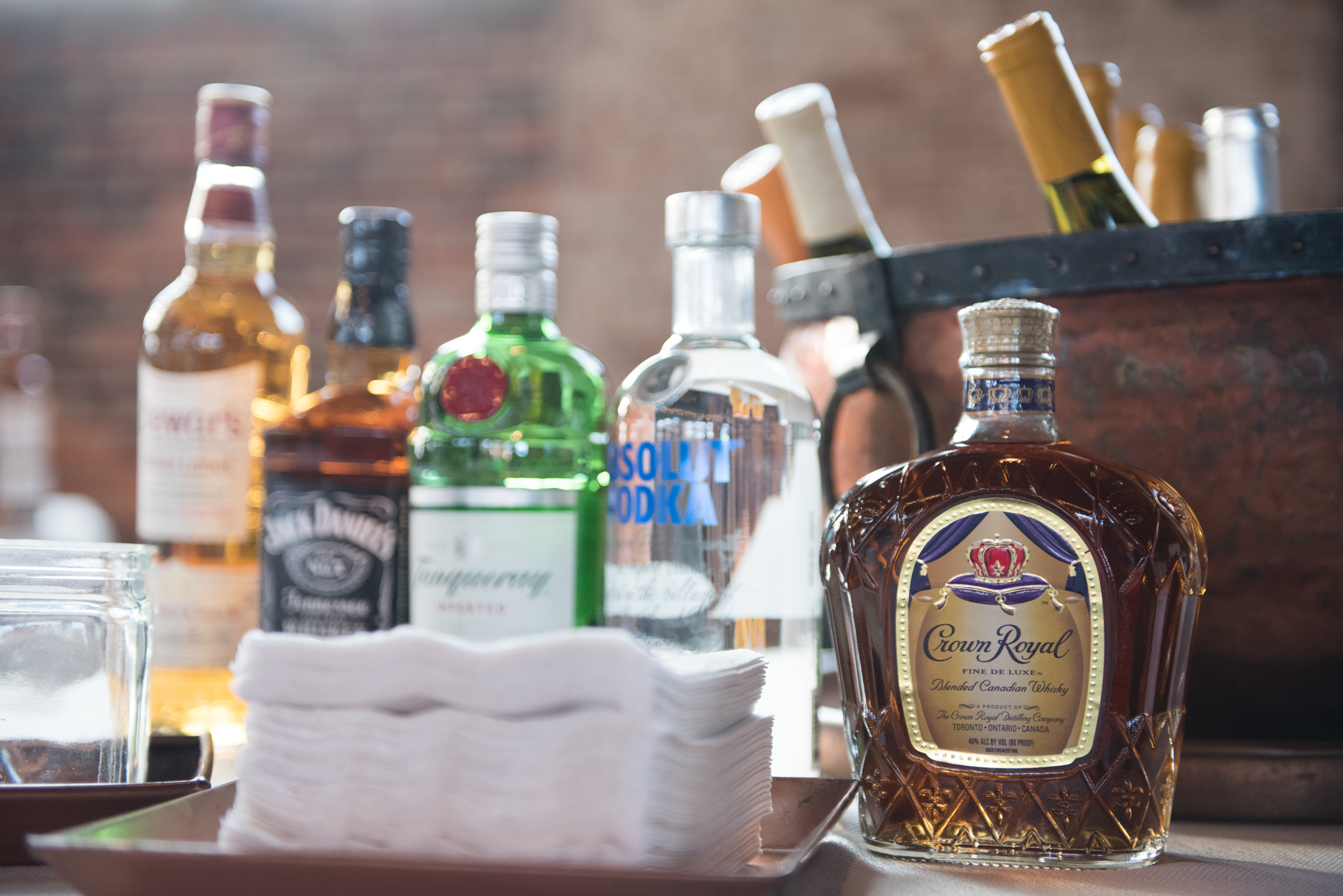 How Much Alcohol Do You Need For Your Wedding