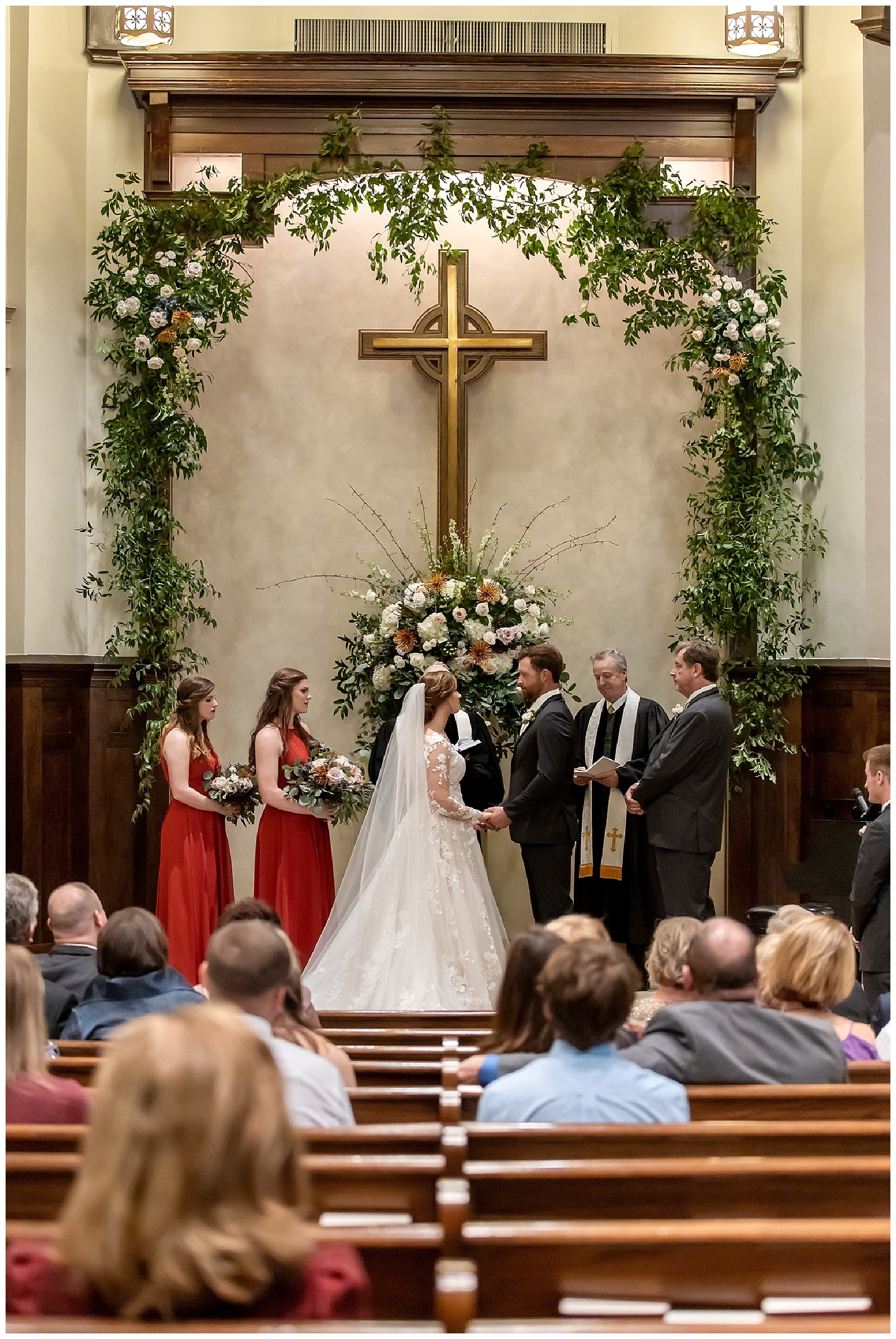 Meridian Mississippi Fall Wedding | First Presbyterian + Meridian City Hall