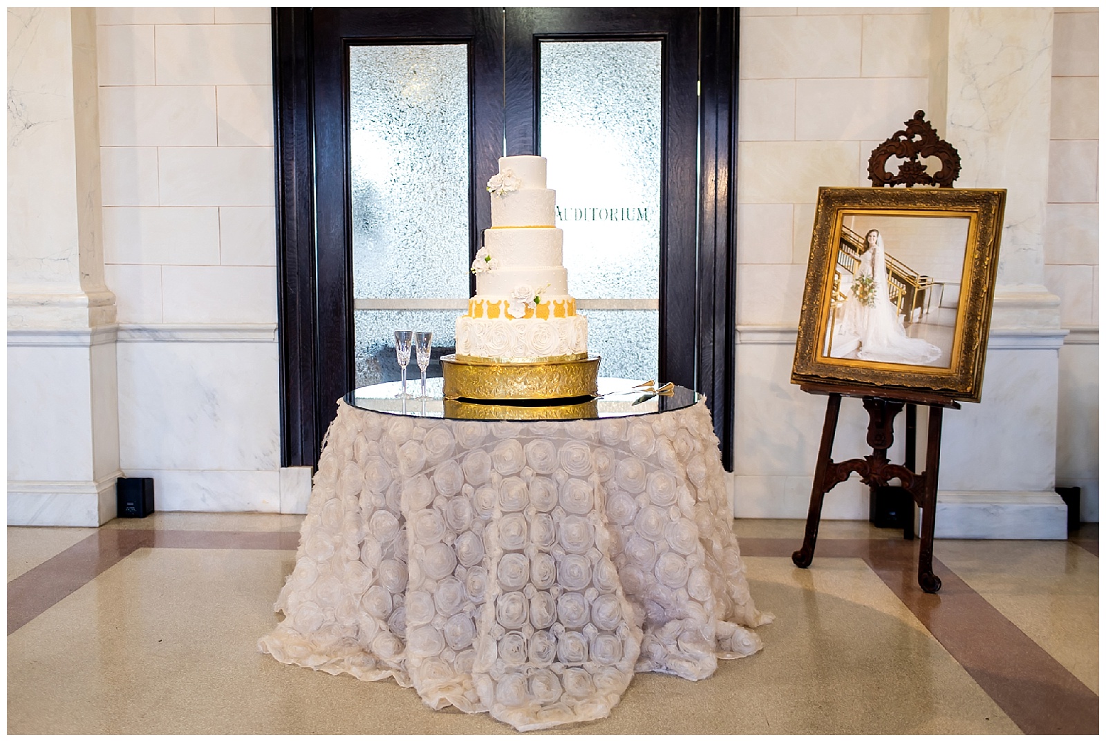Meridian, Mississippi Fall Wedding | First Presbyterian and City Hall 