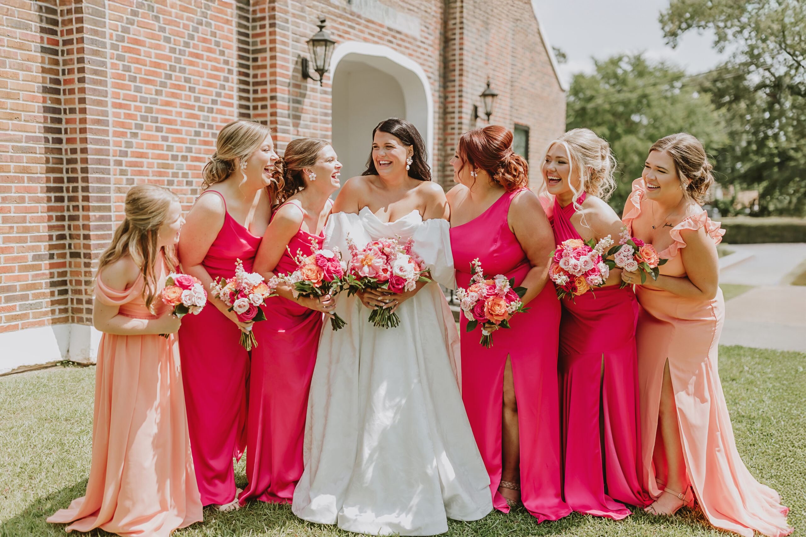 how to look professional as a new wedding planner